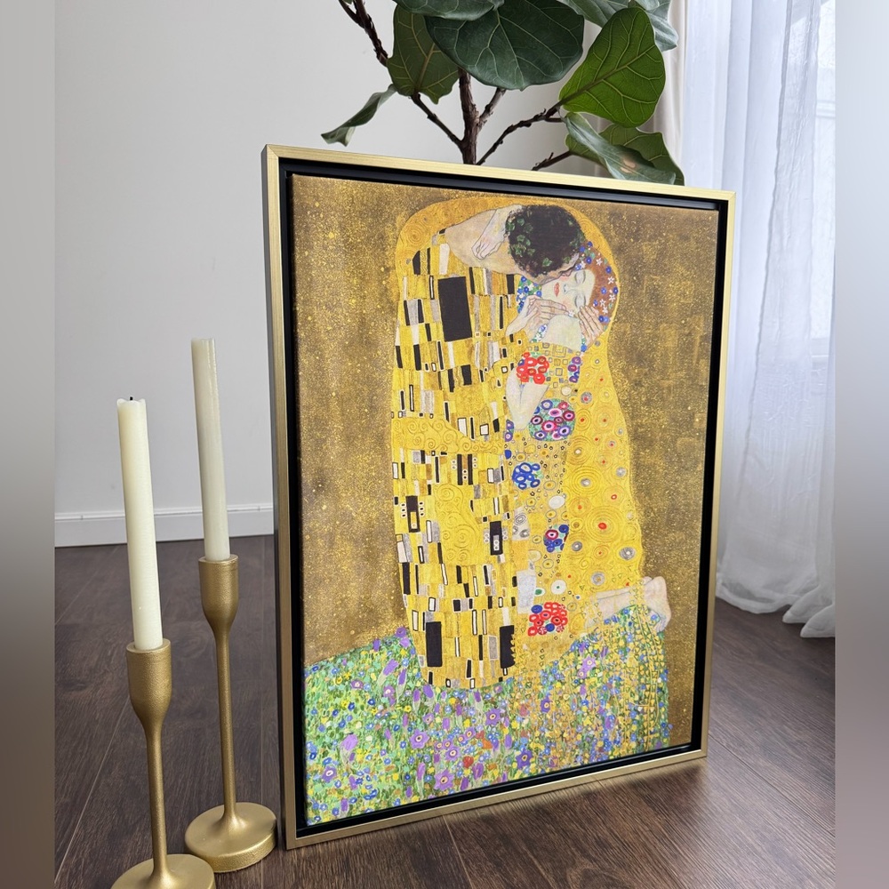 Gustav Klimt The Kiss Reproduction Framed Art Canvas 18x24
